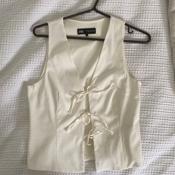 Zara tied stretch top - Picture 3 of 4